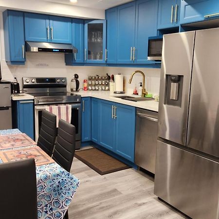 2 Bedrooms 2 Washrooms 2 Parking Spots Basement Apartment Newmarket Exteriér fotografie
